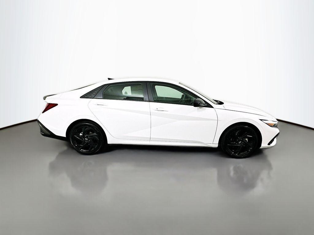 New 2026 Hyundai Elantra SEL Sport Sedan