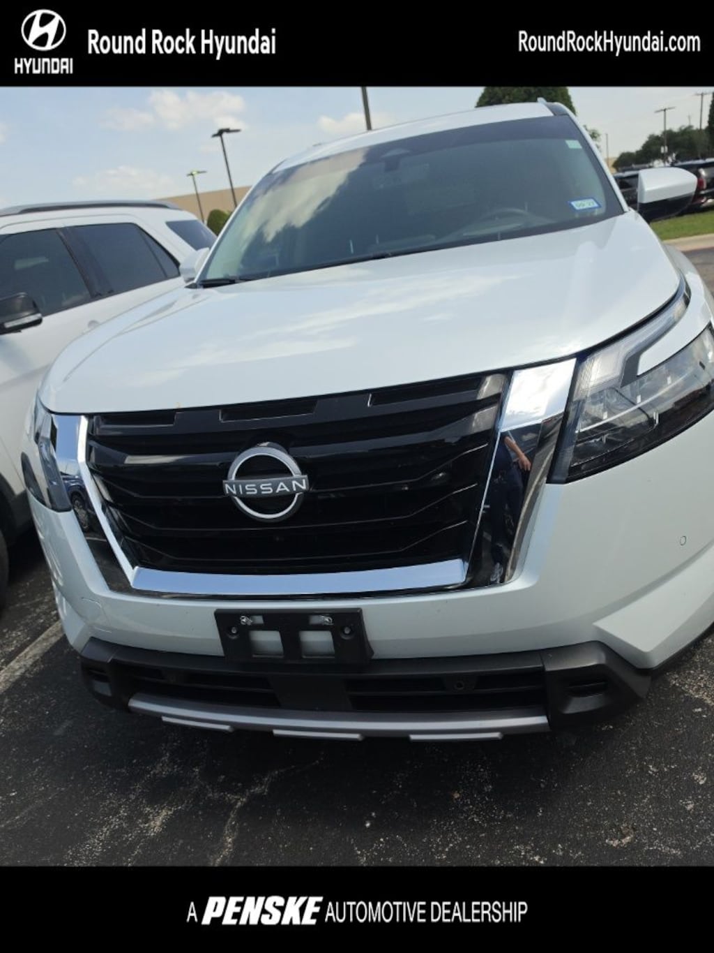Used 2025 Nissan Pathfinder Platinum SUV