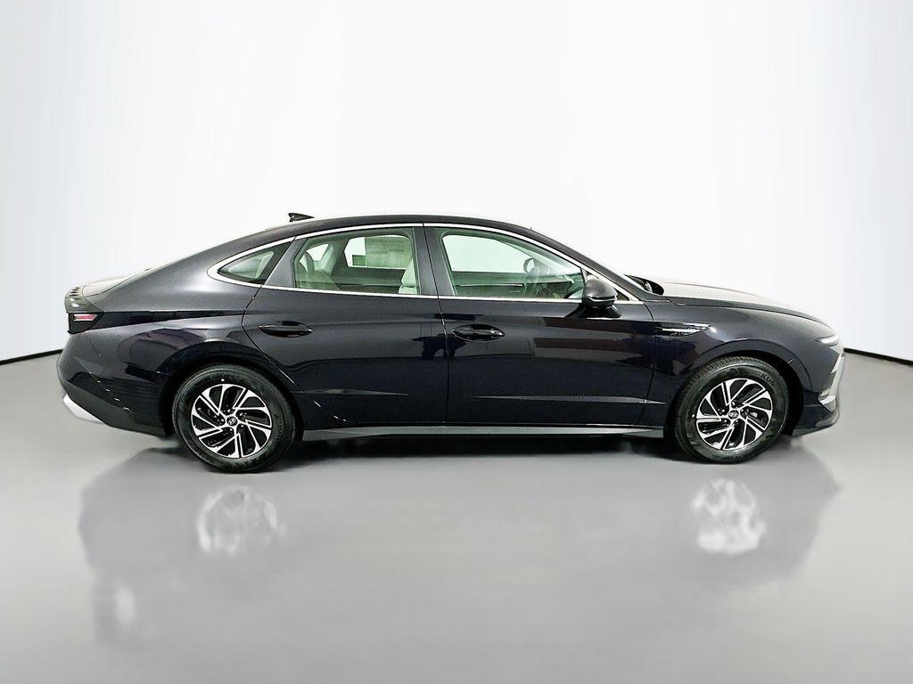 New 2026 Hyundai Sonata Hybrid Blue Sedan