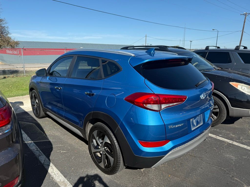 2017 Hyundai Tucson Limited photo 2