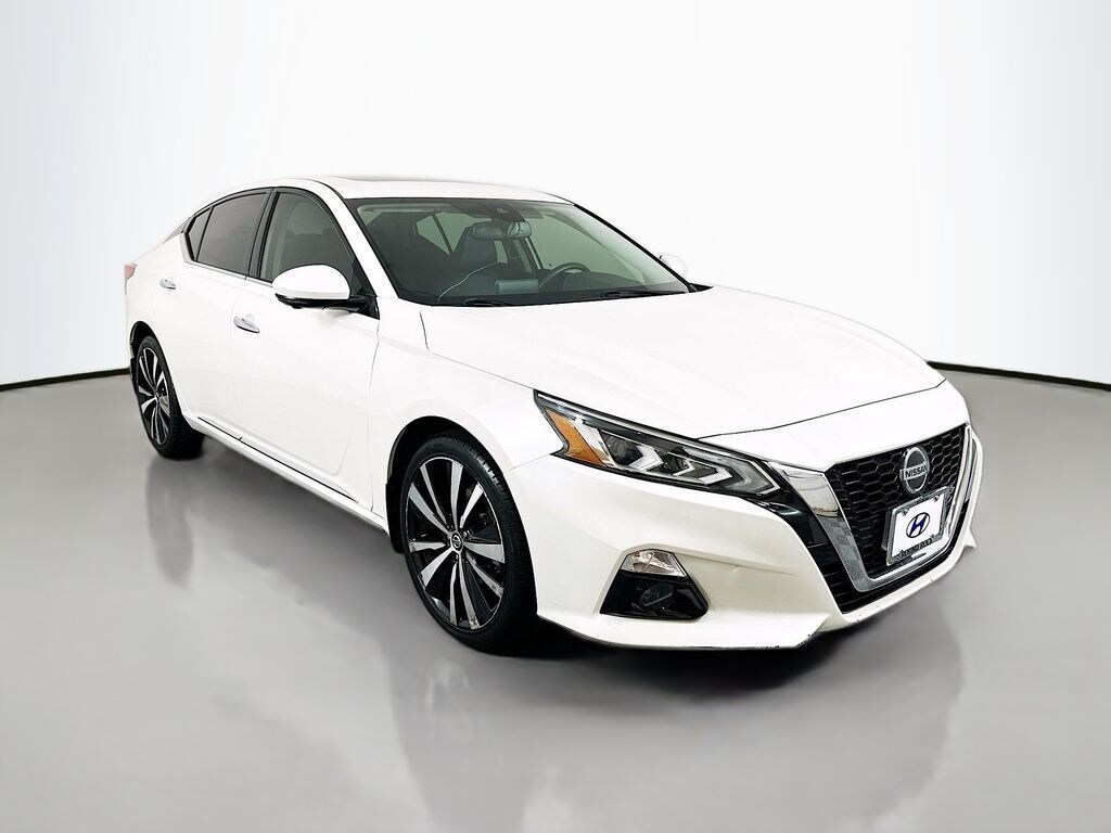 Used 2020 Nissan Altima 2.5 Platinum Sedan