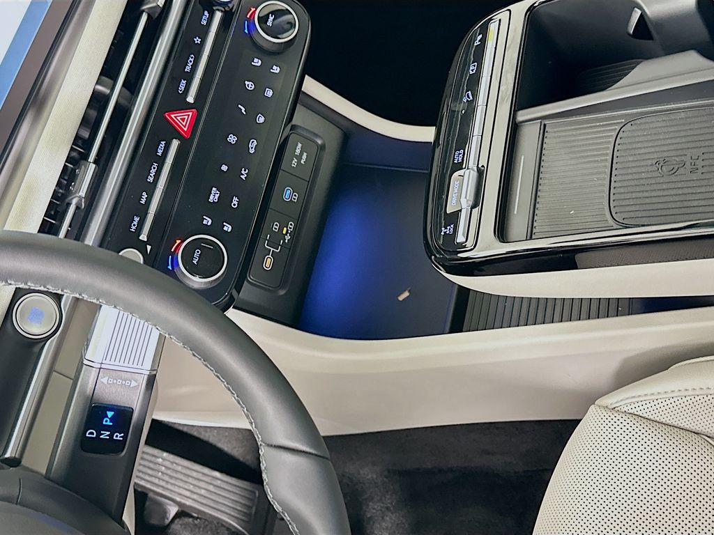 2026 Hyundai Tucson Limited - Photo 15