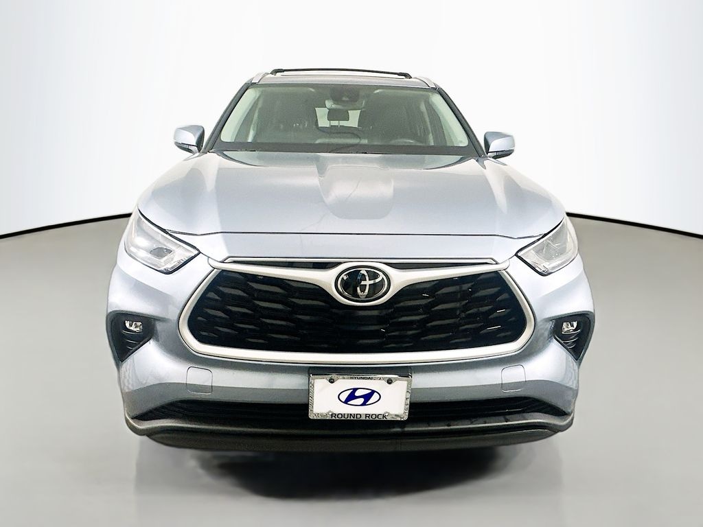 Used 2022 Toyota Highlander XLE SUV
