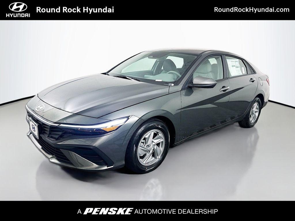 New 2026 Hyundai Elantra SE Sedan