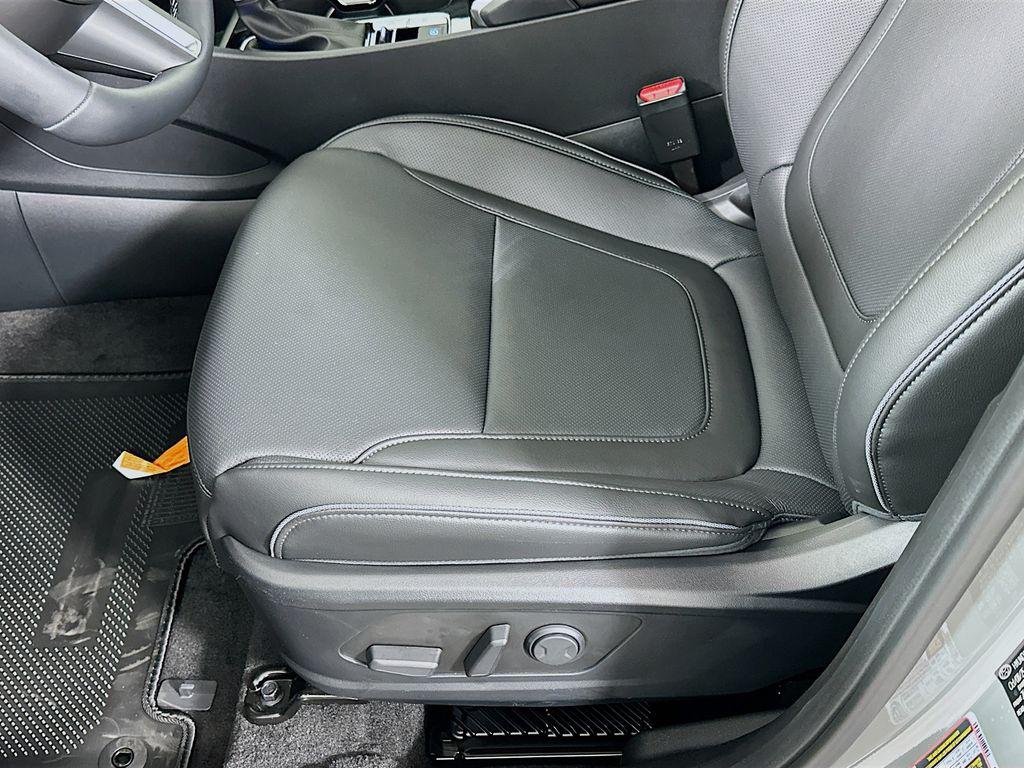 2026 Hyundai Santa Cruz Limited - Photo 21
