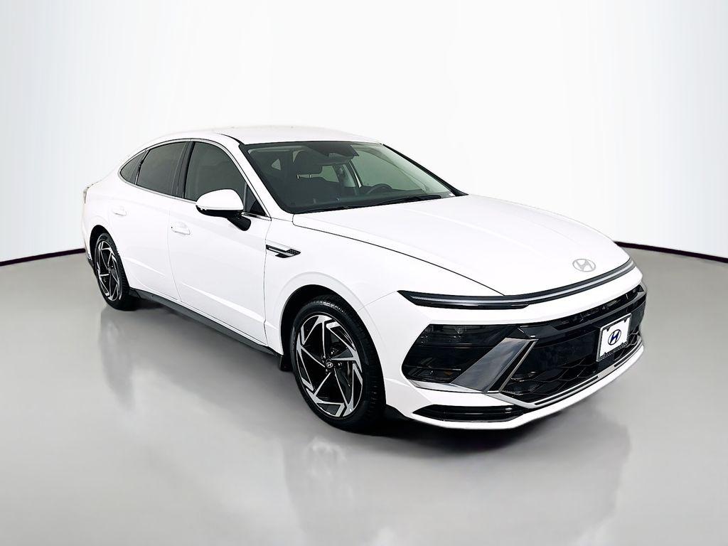New 2026 Hyundai Sonata SEL Sport Sedan