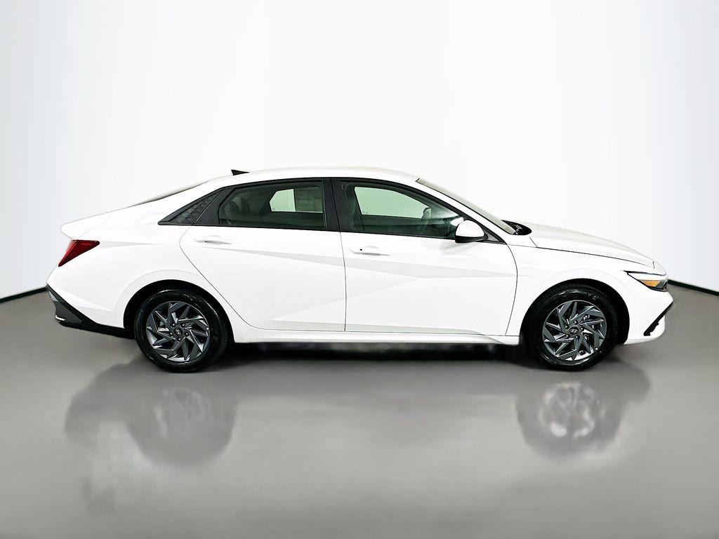 New 2026 Hyundai Elantra Hybrid Blue Sedan