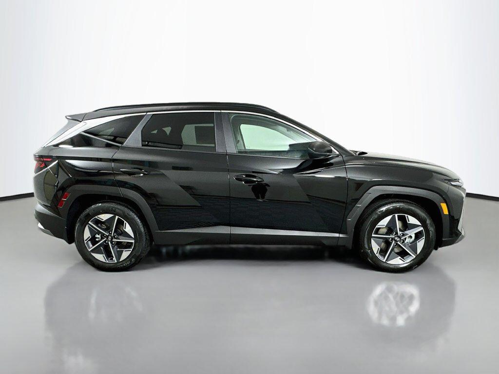 New 2026 Hyundai Tucson Hybrid SEL FWD SUV