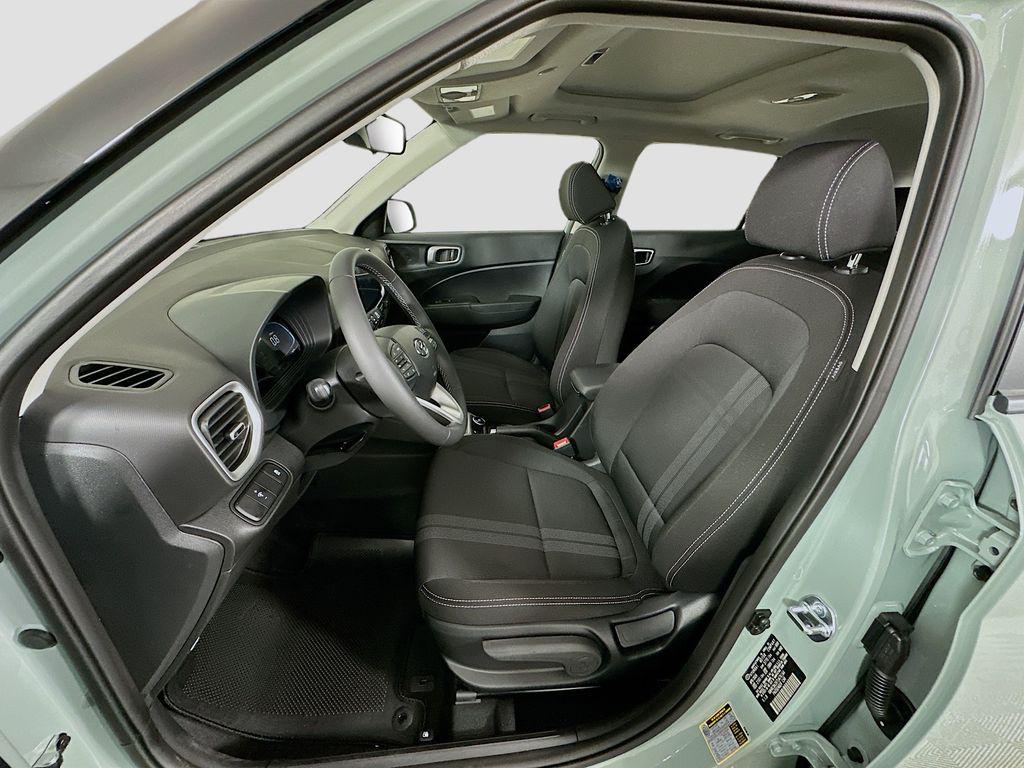 2026 Hyundai Venue SEL - Photo 15