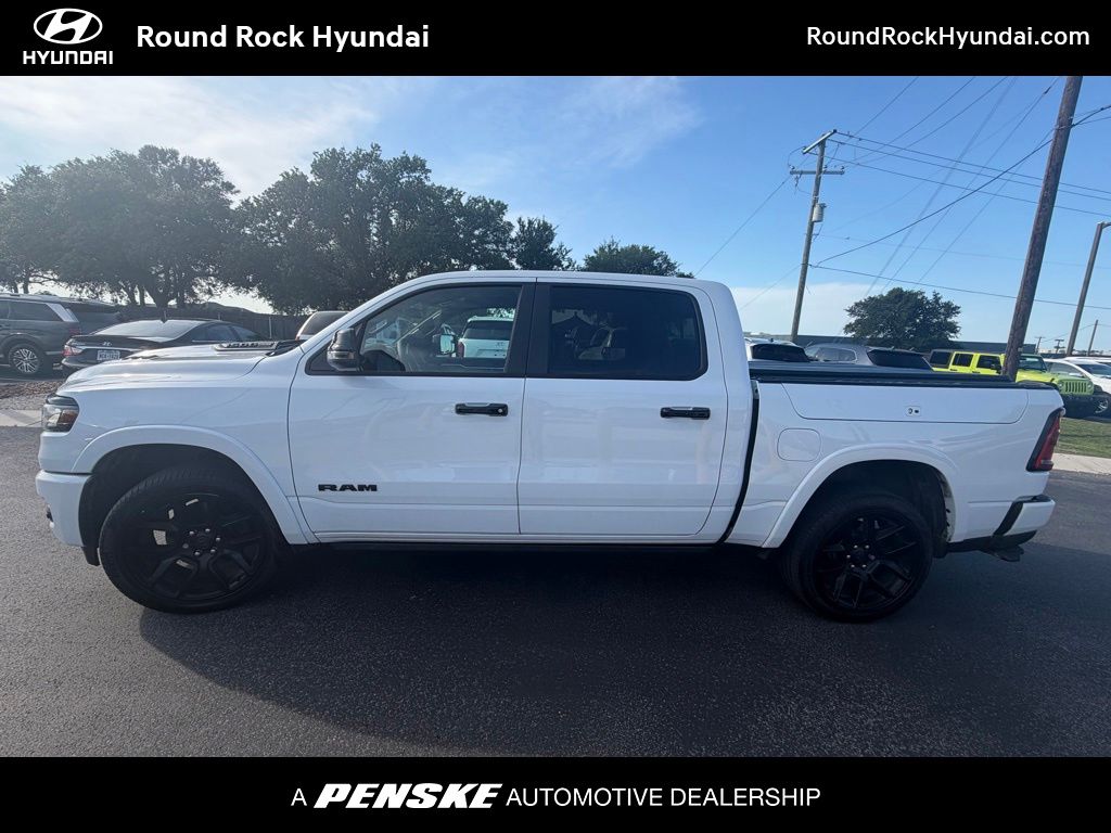2025 RAM 1500 Laramie 4x4 Crew Cab 5'7's photo