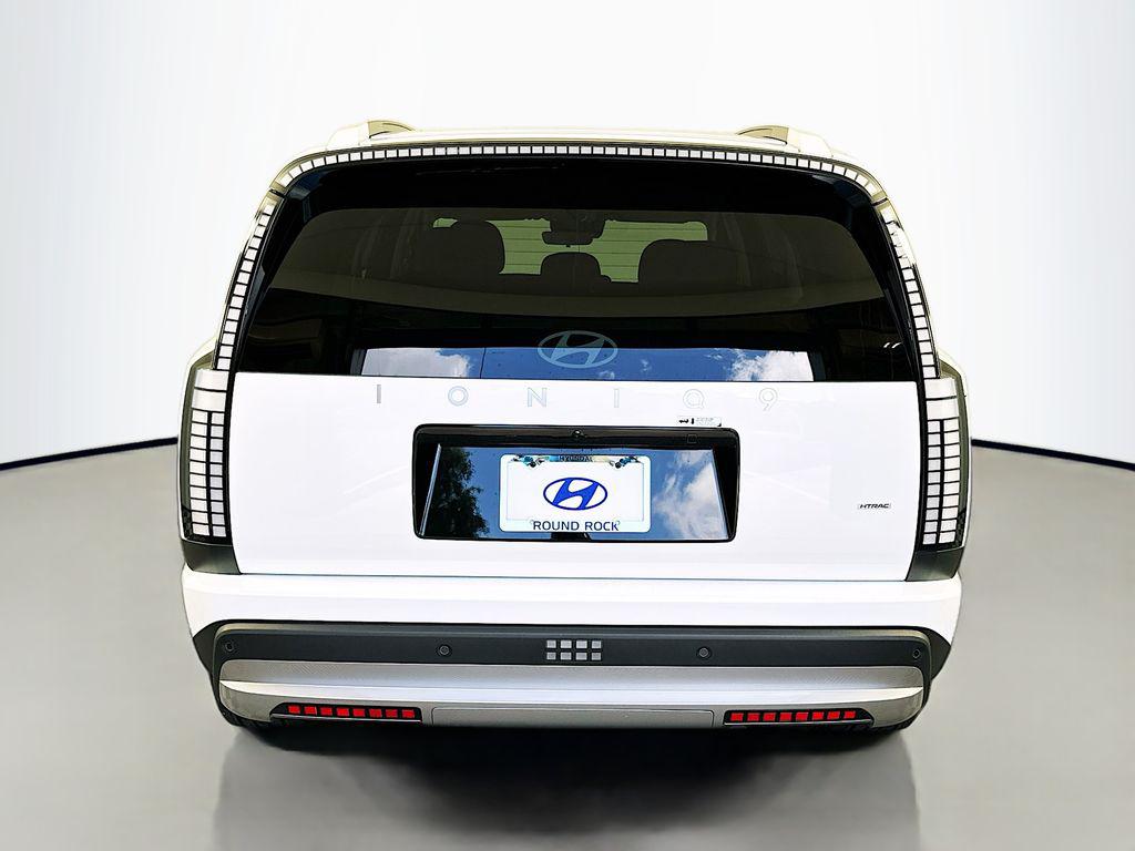 2026 Hyundai IONIQ 9 SE - Photo 6