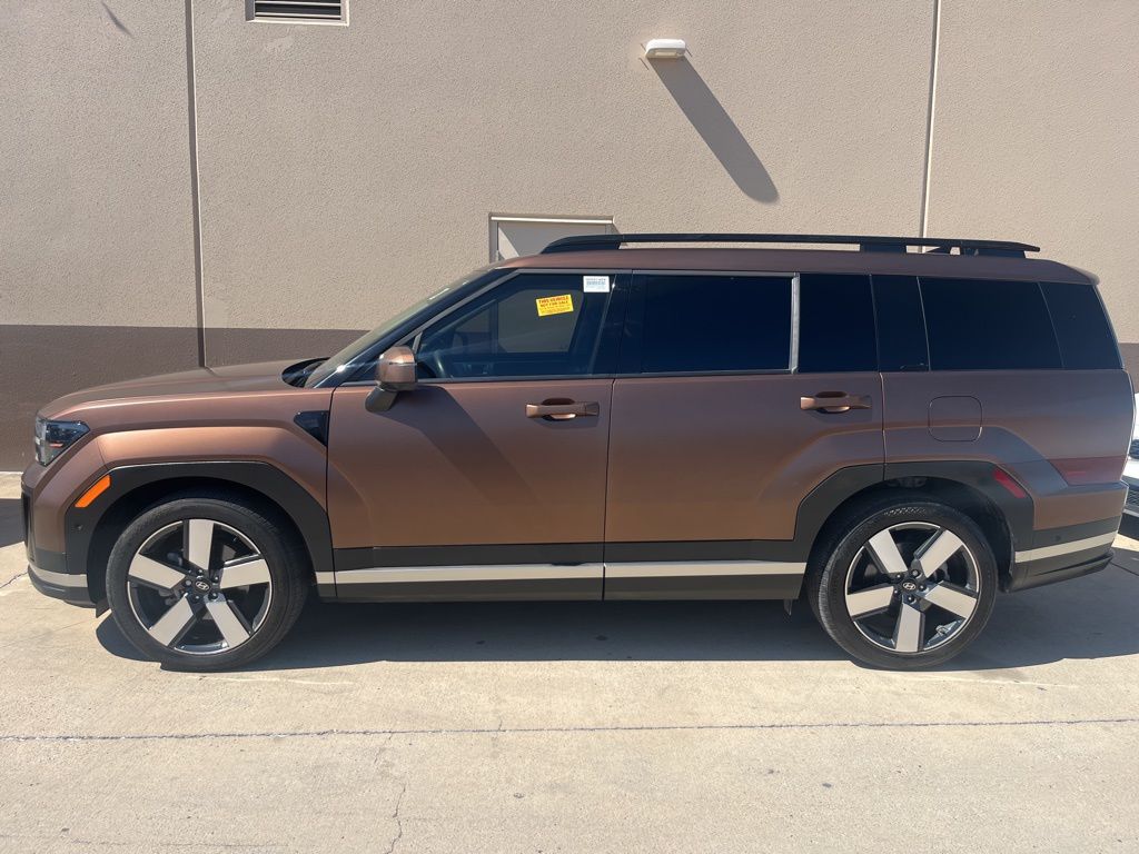 2024 Hyundai Santa Fe Limited photo 2