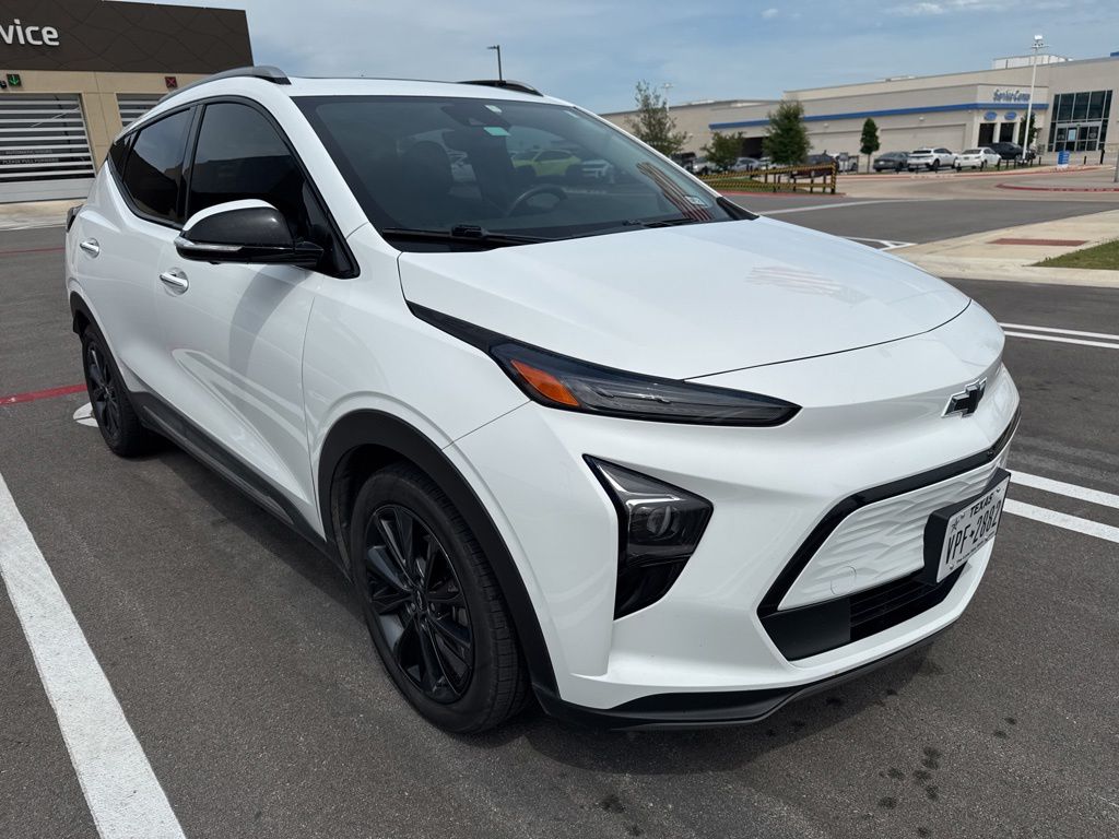 Used 2022 Chevrolet Bolt EUV Premier with VIN 1G1FZ6S02N4123940 for sale in Round Rock, TX