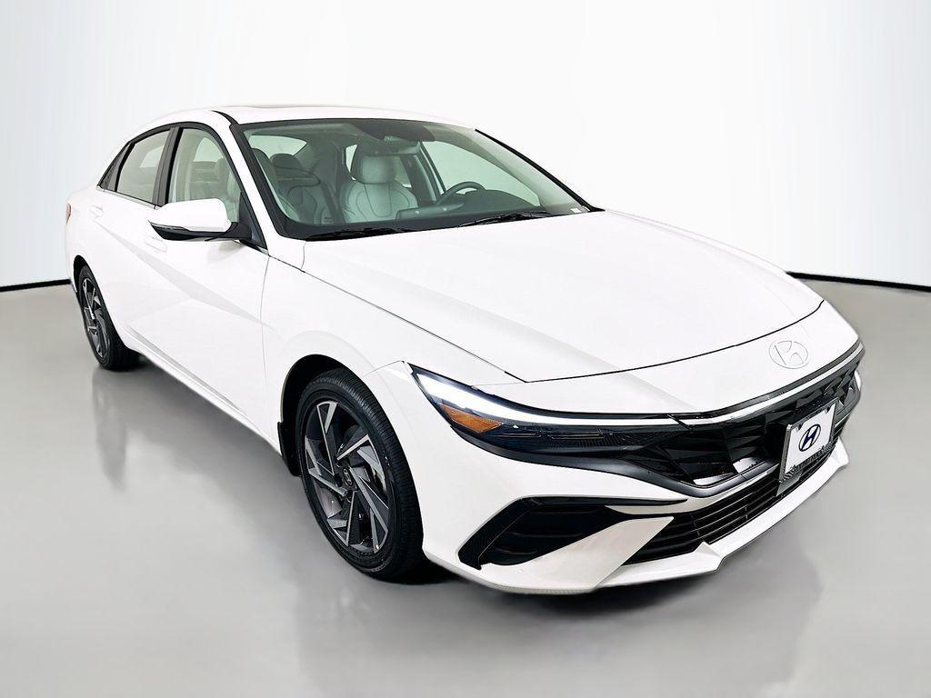 New 2026 Hyundai Elantra Hybrid Limited Sedan