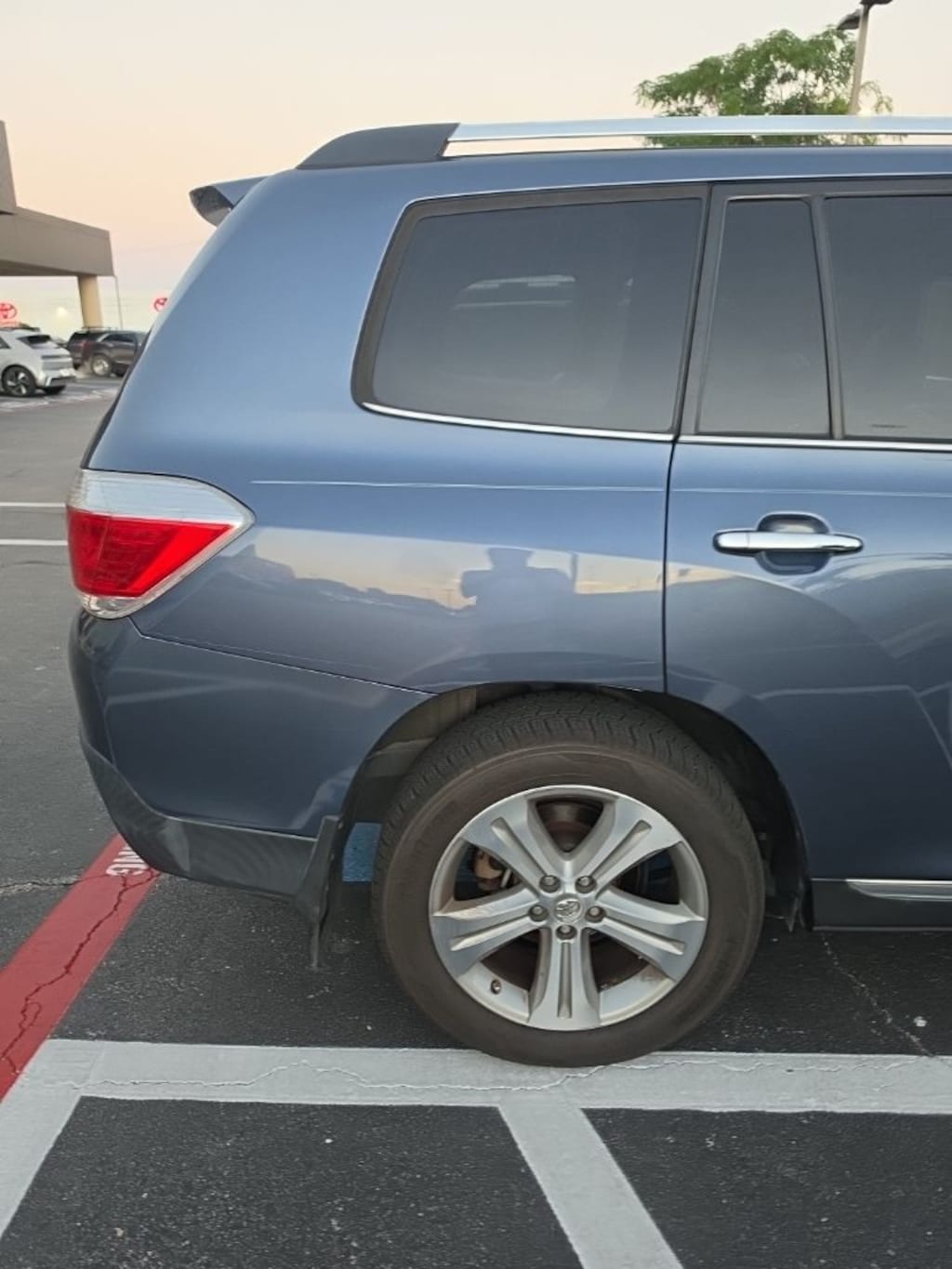 Used 2013 Toyota Highlander Limited V6 SUV