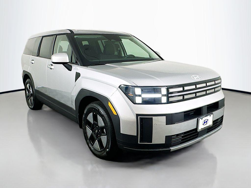 2026 Hyundai Santa Fe SE photo 3
