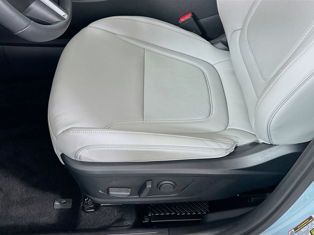 2025 Hyundai Santa Cruz Limited - Photo 20