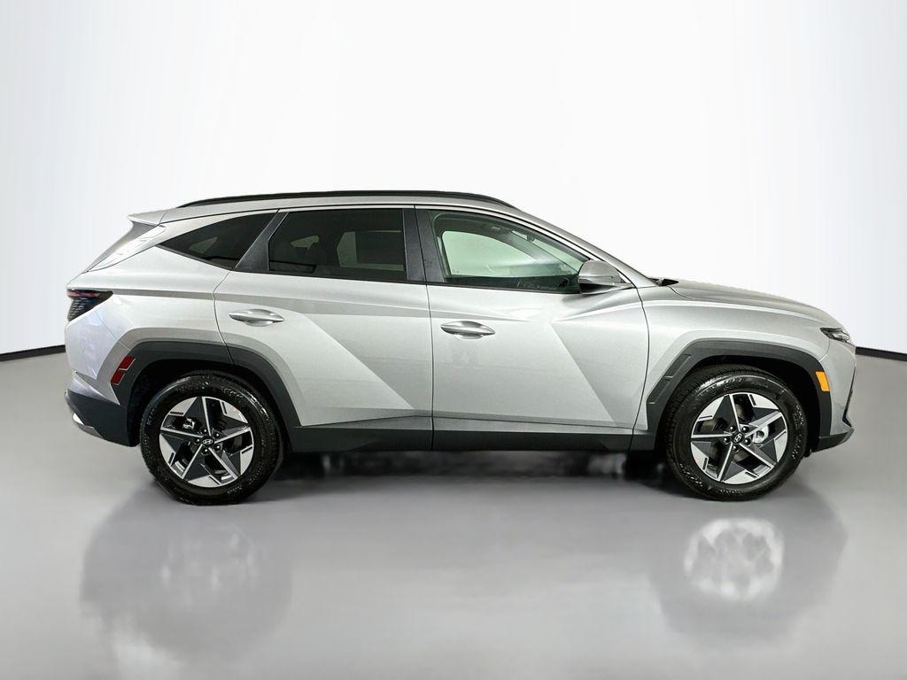 New 2026 Hyundai Tucson SEL Premium FWD SUV