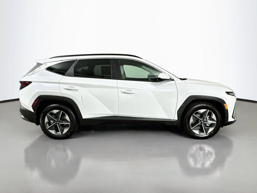 New 2026 Hyundai Tucson Hybrid SEL FWD SUV
