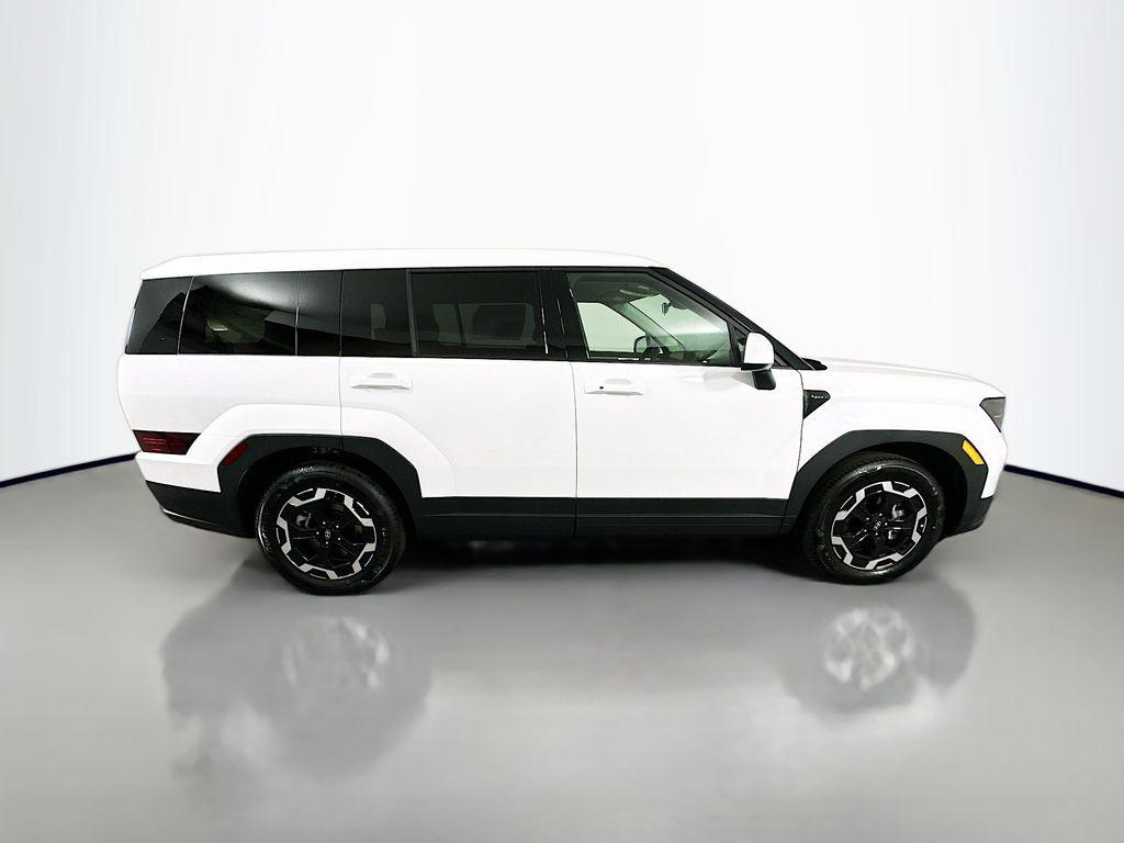 2026 Hyundai Santa Fe SE photo 4