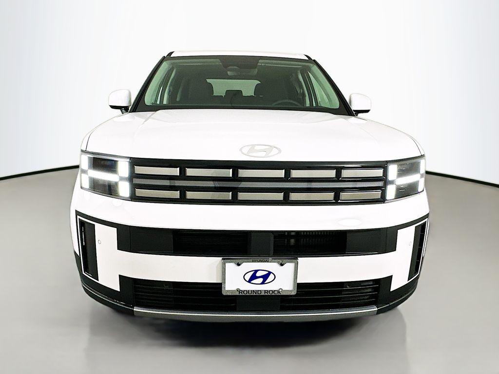 2026 Hyundai Santa Fe SE photo 2