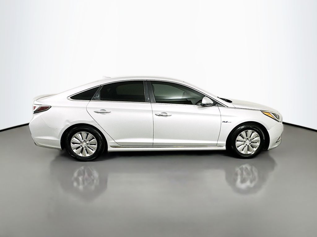 2016 Hyundai Sonata Hybrid SE photo 4