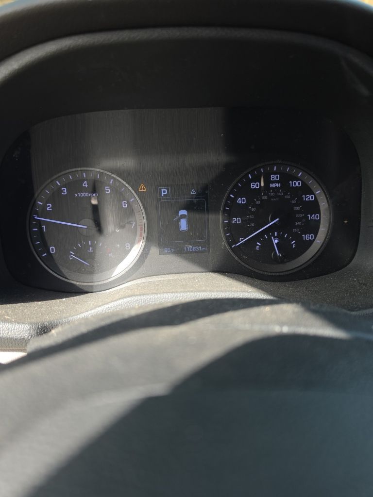 Used 2018 Hyundai Tucson SE with VIN KM8J23A49JU703507 for sale in Round Rock, TX