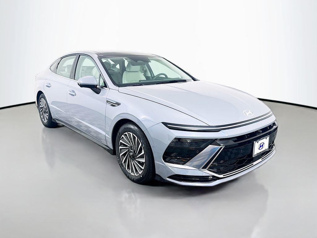 New 2026 Hyundai Sonata Hybrid Limited Sedan