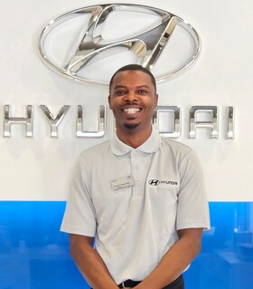 Staff member Dre Alexander from ID_45868ffcac7b