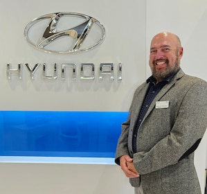 Staff member Alejandro Villacorta from ID_49d6d4ec247d