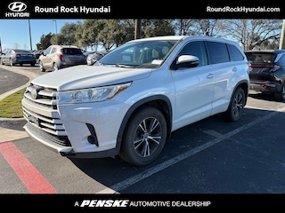 2017 Toyota Highlander LE I4 SUV