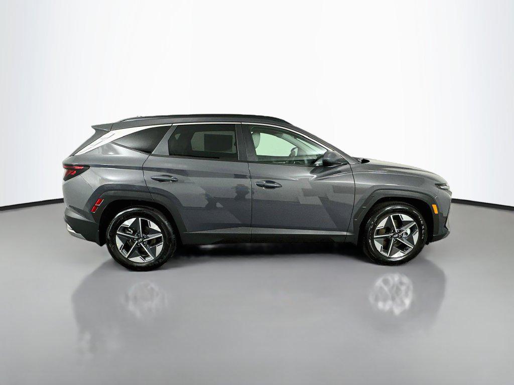 New 2026 Hyundai Tucson Hybrid SEL FWD SUV