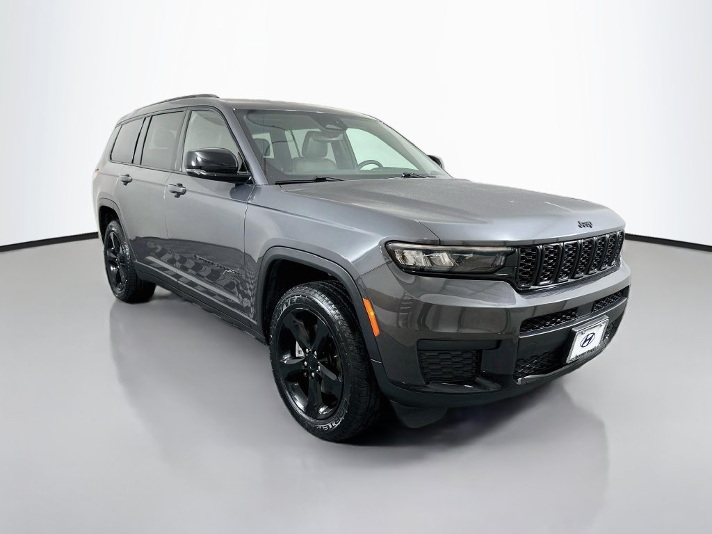 Used 2023 Jeep Grand Cherokee L Laredo SUV