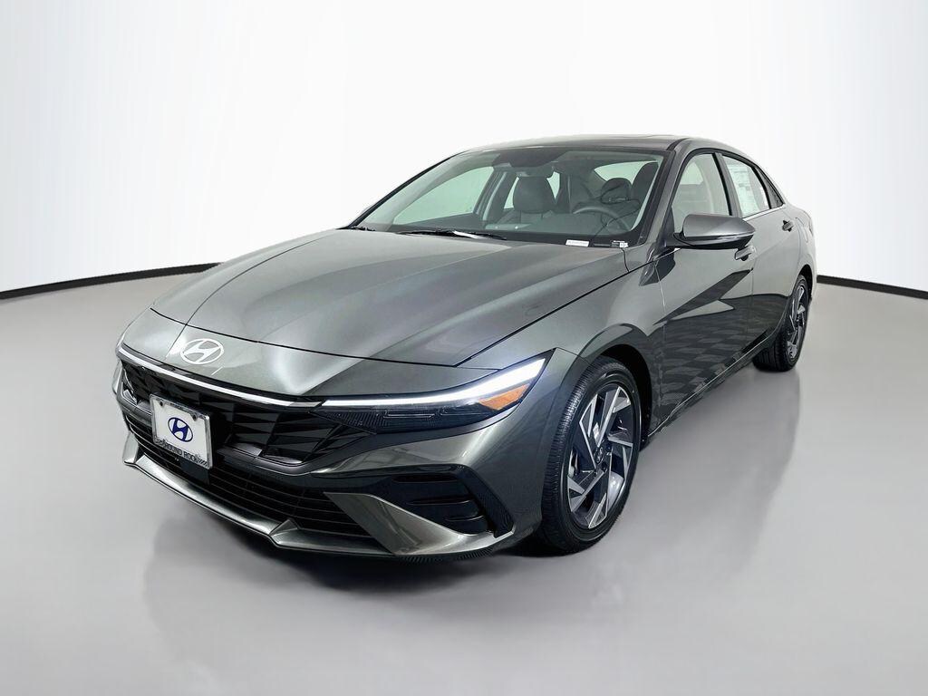 New 2026 Hyundai Elantra Limited Sedan