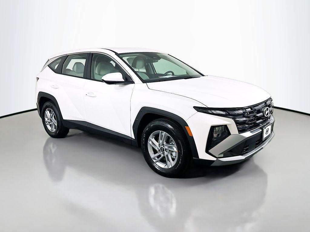 New 2026 Hyundai Tucson SE FWD SUV
