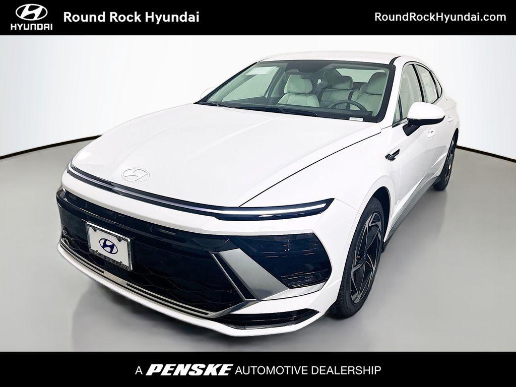 2026 Hyundai Sonata SEL's photo