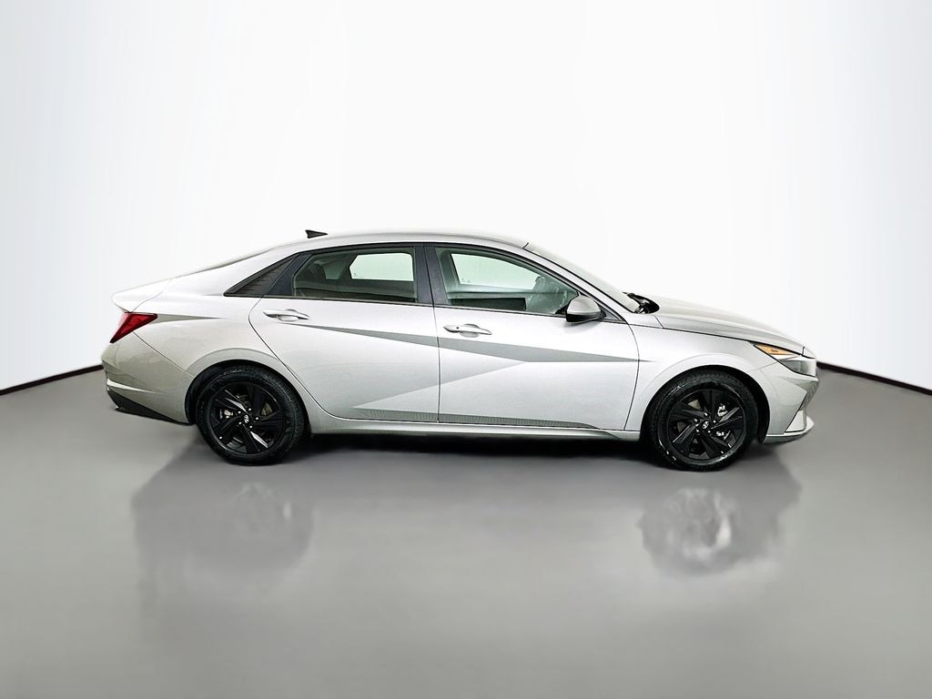 Certified 2022 Hyundai Elantra SEL Sedan