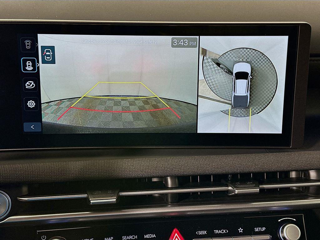2026 Hyundai Santa Cruz Limited - Photo 13