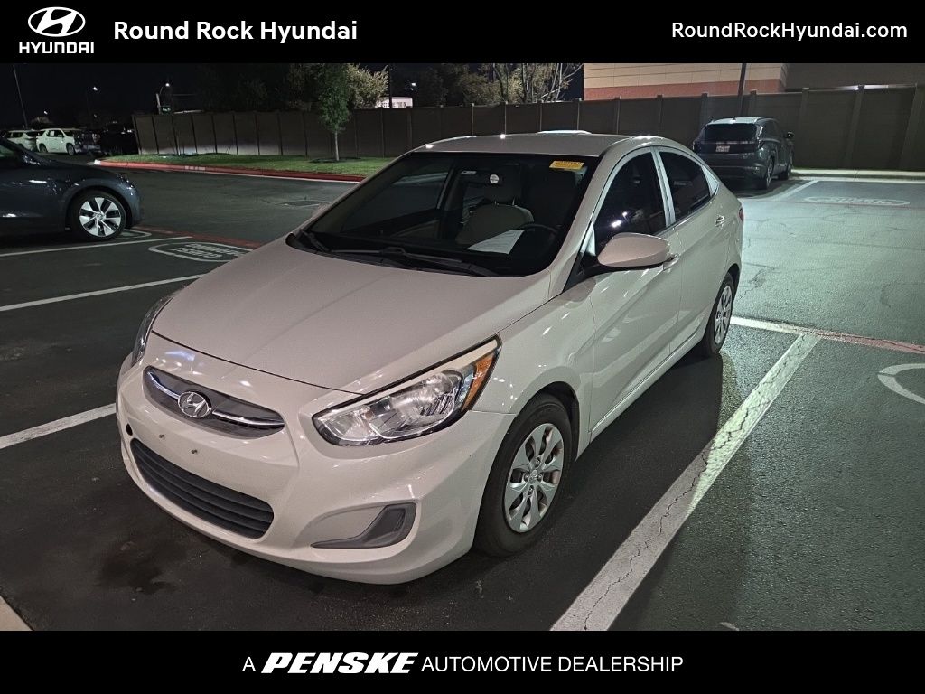 2016 Hyundai Accent SE's photo