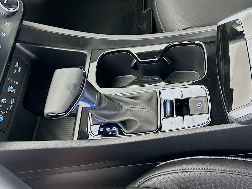 2026 Hyundai Santa Cruz Limited - Photo 15