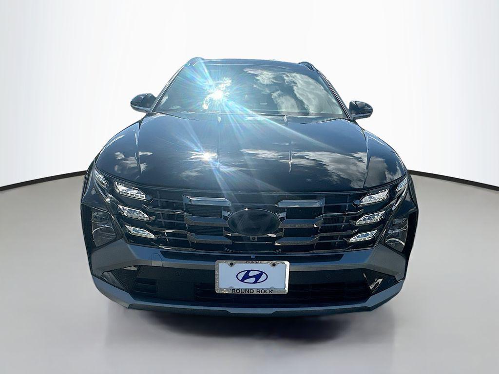 2025 Hyundai Tucson Hybrid Limited photo 2