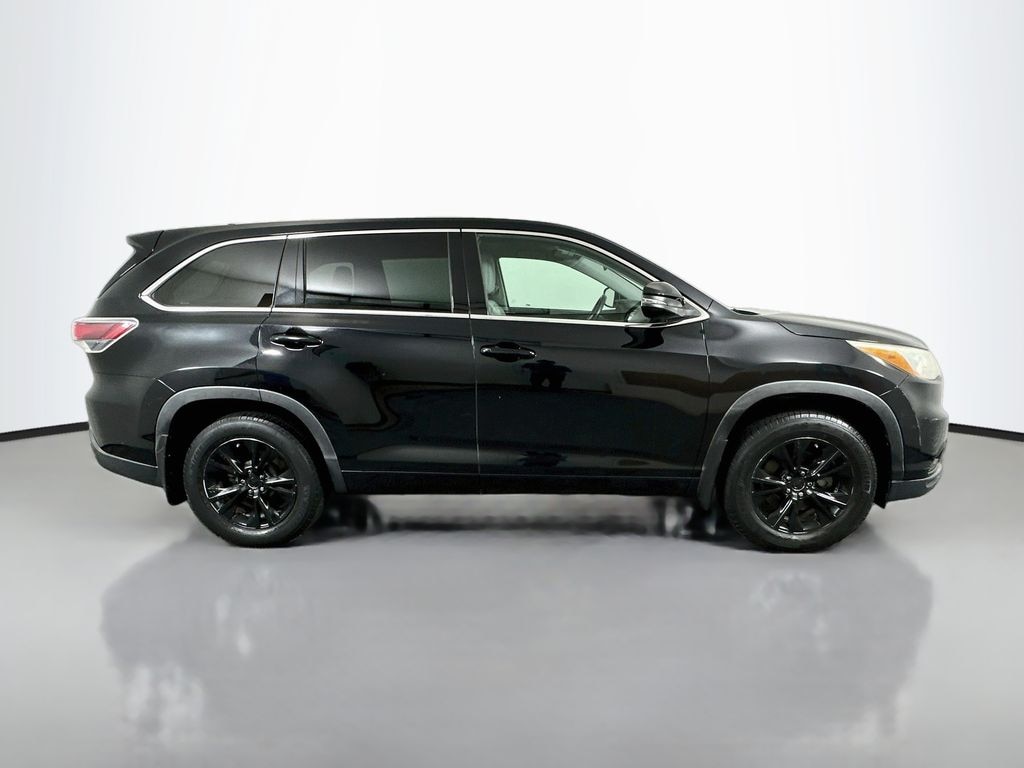 Used 2015 Toyota Highlander LE Plus V6 SUV