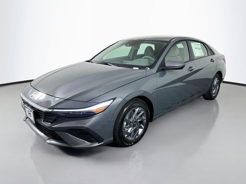 2026 Hyundai Elantra Hybrid
