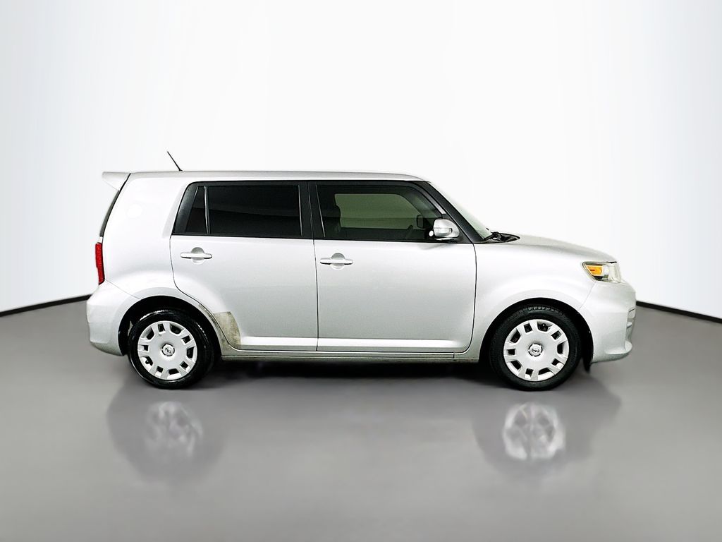 2011 Scion xB Base photo 4