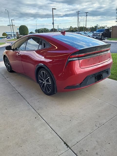 2024 Toyota Prius XLE photo 4