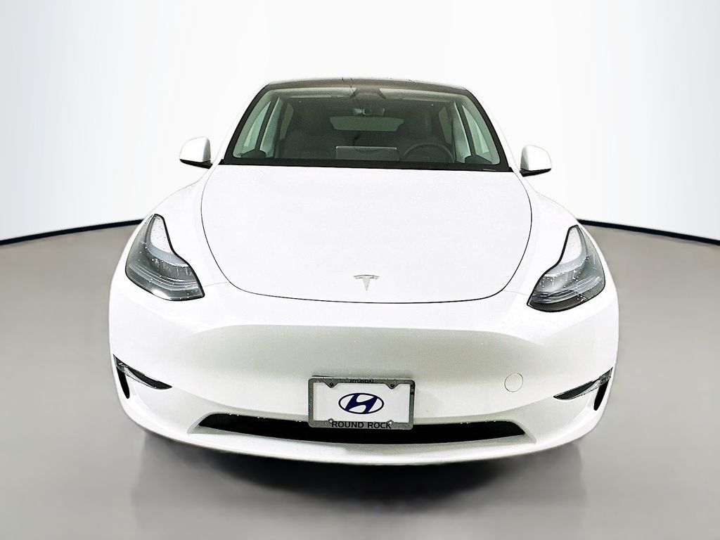 Used 2025 Tesla Model Y Long Range with VIN 7SAYGDEE9SA371673 for sale in Round Rock, TX
