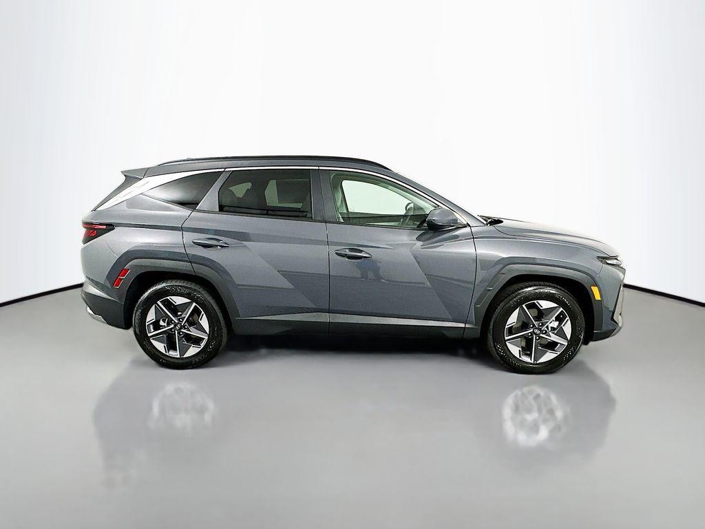 New 2026 Hyundai Tucson SEL FWD SUV