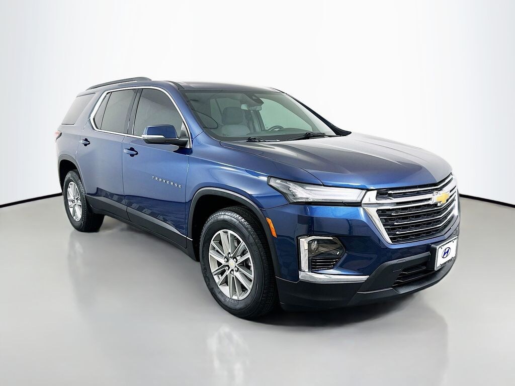 Used 2023 Chevrolet Traverse LT Cloth w/1LT SUV