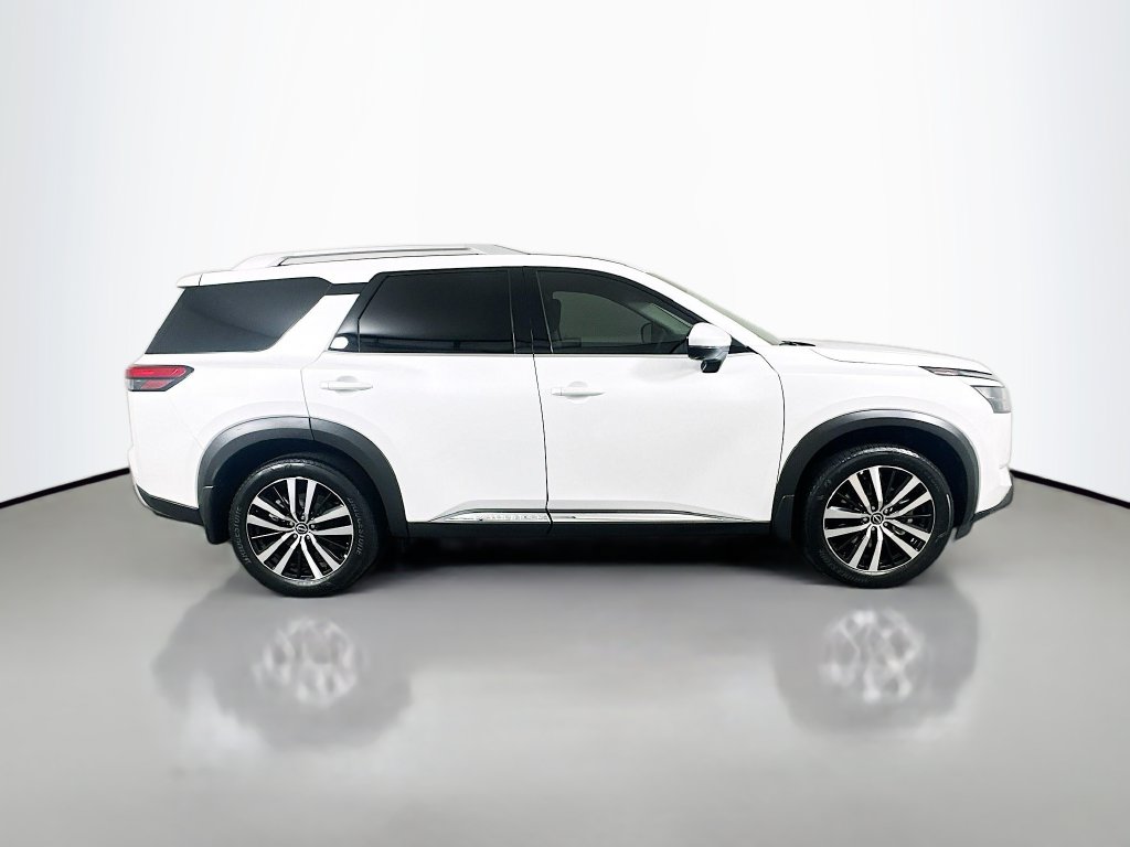 Used 2025 Nissan Pathfinder Platinum SUV