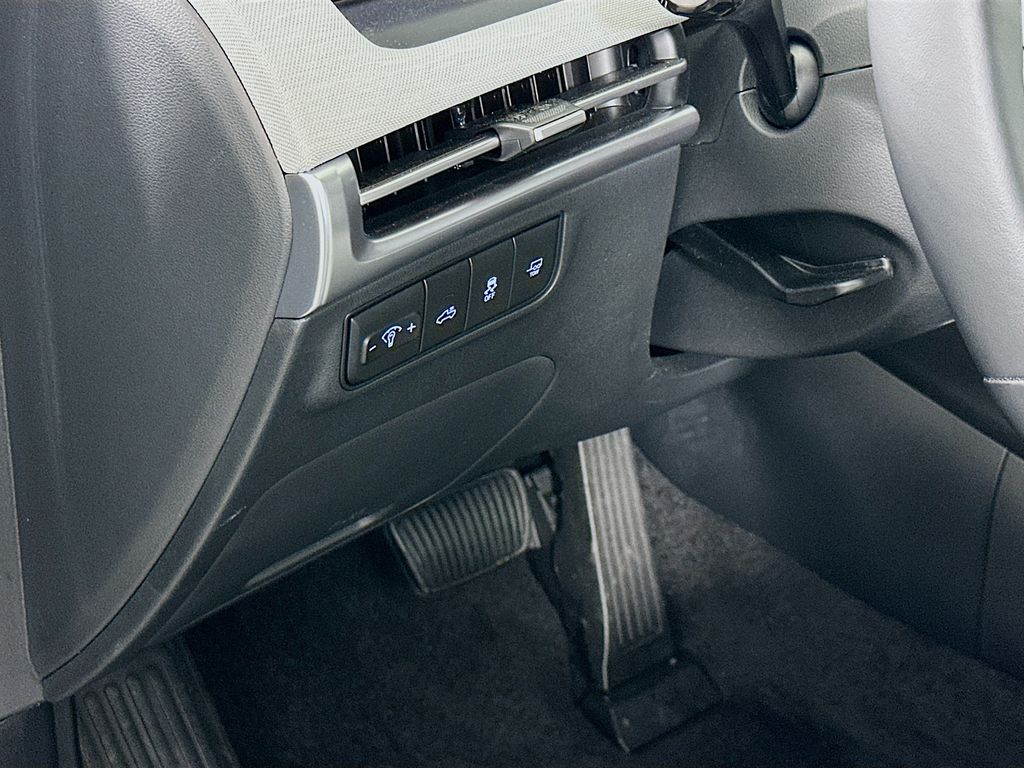 2025 Hyundai Santa Cruz Limited - Photo 10